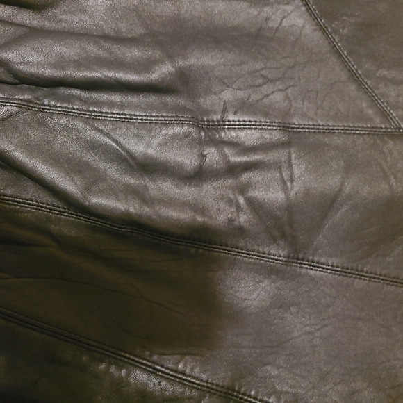 Leather jacket - Picture 8 of 8